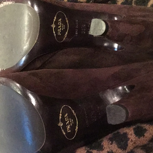 Prada chocolate brown suede pumps - Picture 5 of 6